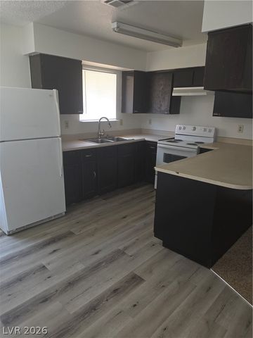 436 North 13th Street C, Las Vegas, NV 89101