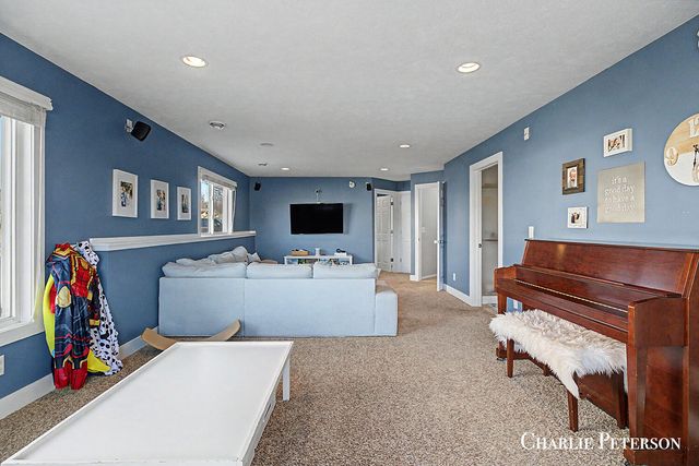 7957 Westside Drive, Georgetown Twp, MI 49426