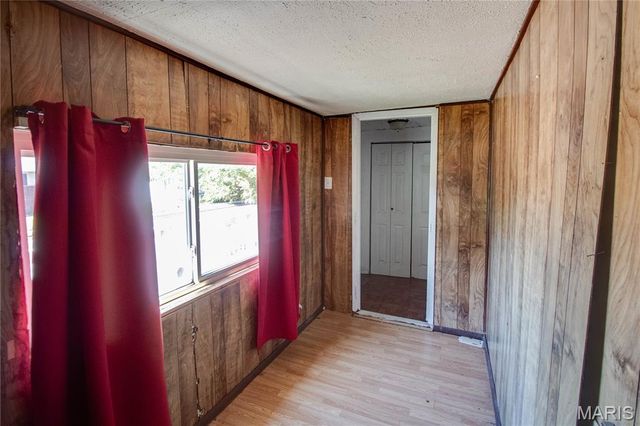 124 E 7th Street, Roxana, IL 62084