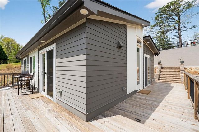 6564 Bermuda Lane, Flowery Branch, GA 30542