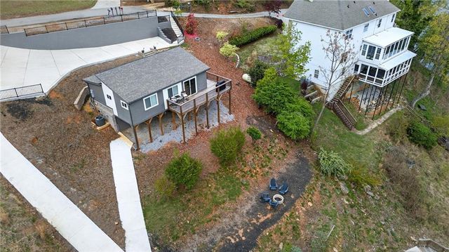 6564 Bermuda Lane, Flowery Branch, GA 30542