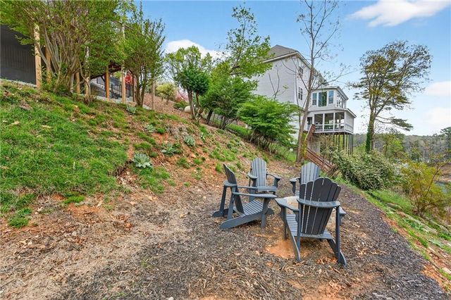 6564 Bermuda Lane, Flowery Branch, GA 30542