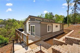 6564 Bermuda Lane, Flowery Branch, GA 30542