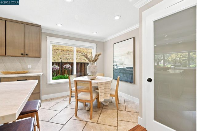 645 Birchwood Ct, Danville, CA 94506
