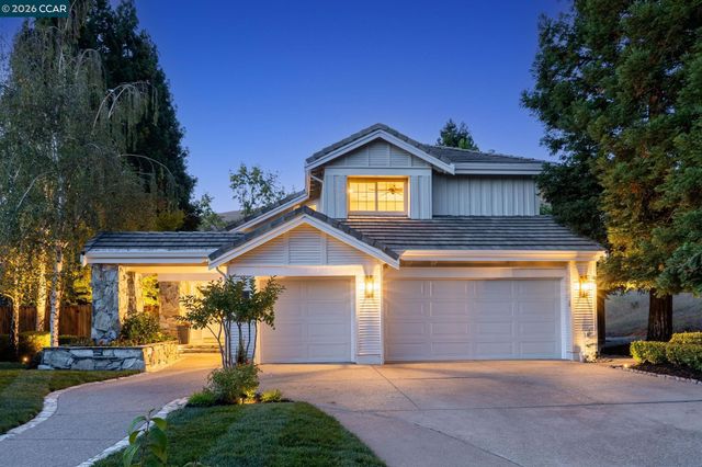 645 Birchwood Ct, Danville, CA 94506