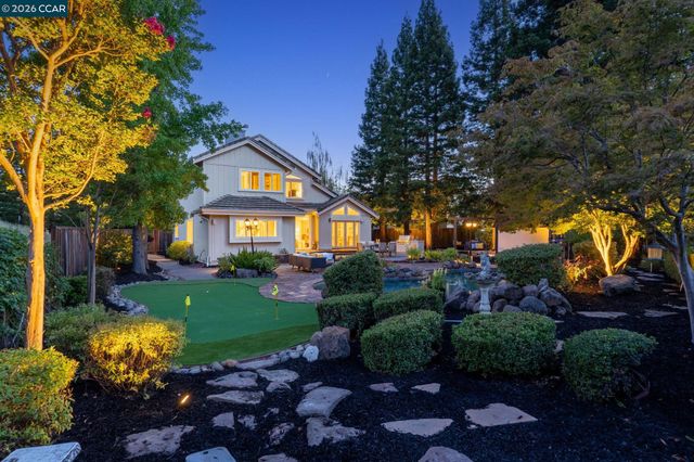 645 Birchwood Ct, Danville, CA 94506