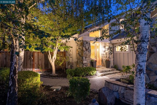 645 Birchwood Ct, Danville, CA 94506
