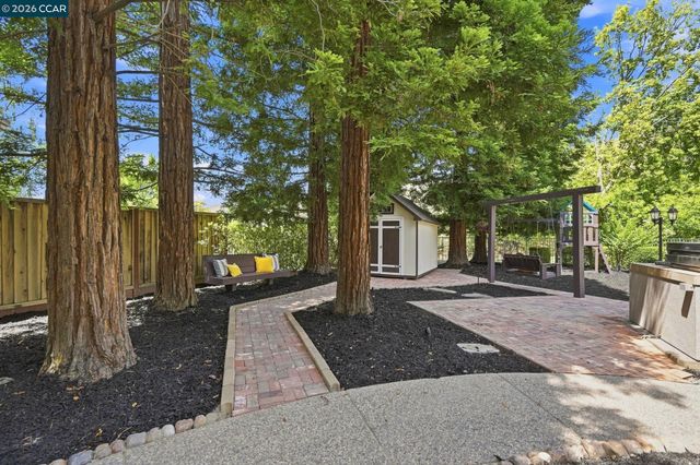 645 Birchwood Ct, Danville, CA 94506