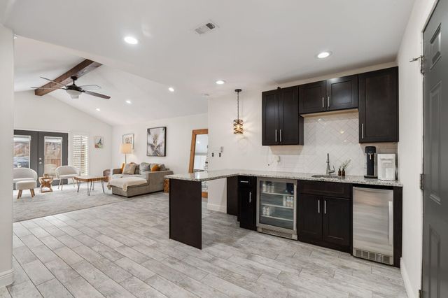 315 Greenpark Drive, Houston, TX 77079