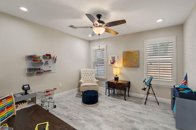 315 Greenpark Drive, Houston, TX 77079