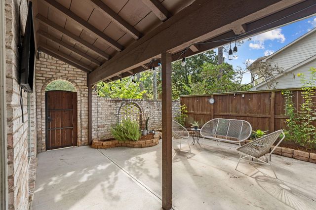 315 Greenpark Drive, Houston, TX 77079