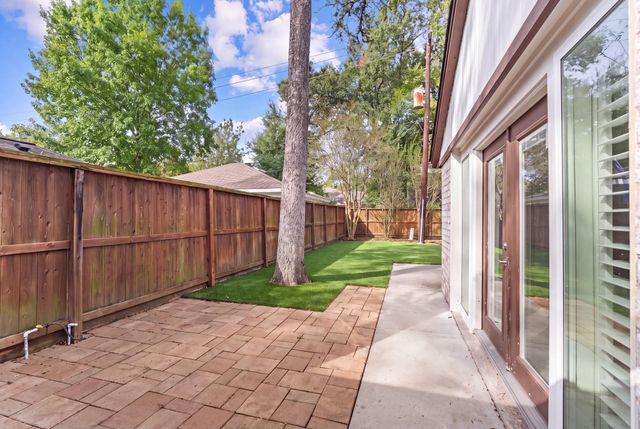 315 Greenpark Drive, Houston, TX 77079