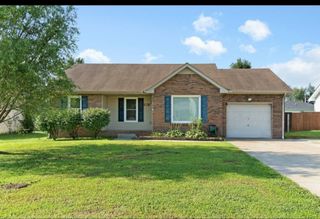 3216 Tabby Dr, Clarksville, TN 37042