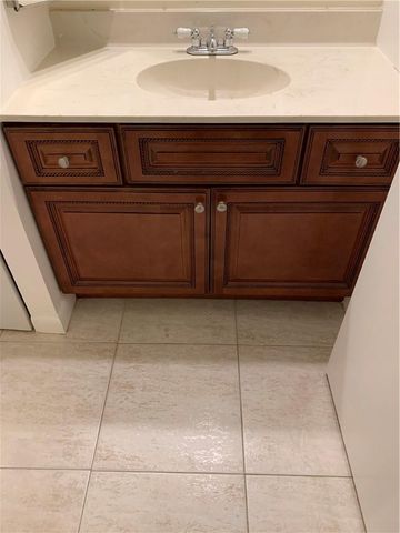 2942 SW 22nd Circle, Delray Beach, FL 33445