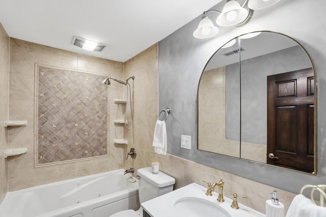 2883 Lowell Drive, Columbus, OH 43204