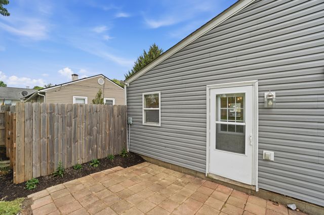 2883 Lowell Drive, Columbus, OH 43204