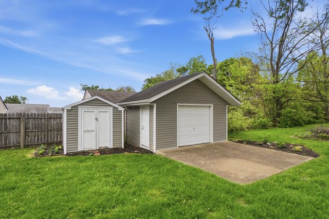 2883 Lowell Drive, Columbus, OH 43204