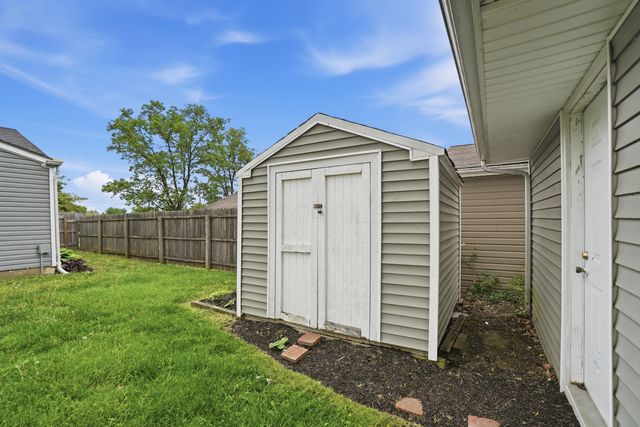 2883 Lowell Drive, Columbus, OH 43204
