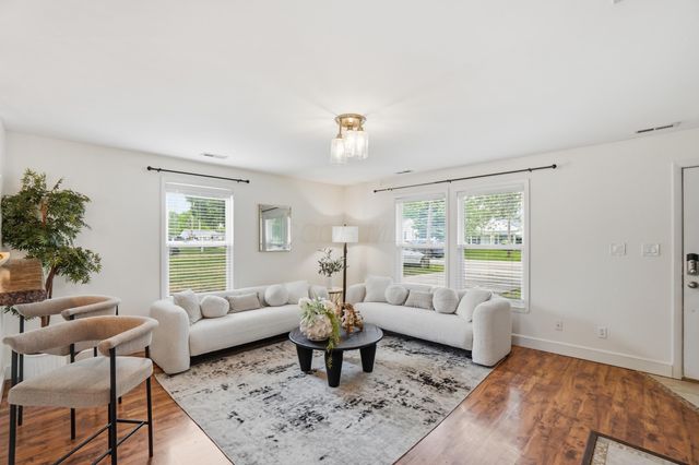 2883 Lowell Drive, Columbus, OH 43204