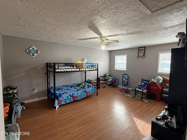 1070 N Shady Lane Loop, Clarkrange, TN 38553