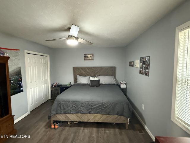 1070 N Shady Lane Loop, Clarkrange, TN 38553