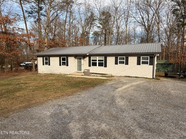 1070 N Shady Lane Loop, Clarkrange, TN 38553