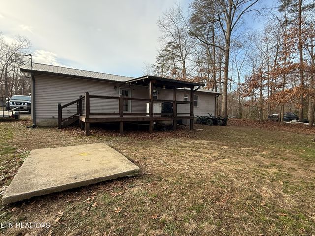 1070 N Shady Lane Loop, Clarkrange, TN 38553