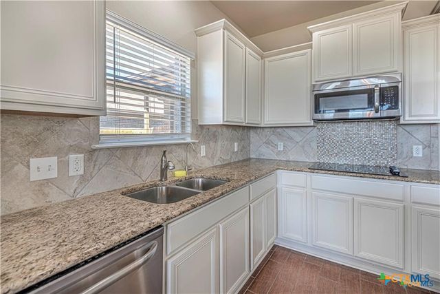 9207 Lake Pointe Drive, Temple, TX 76502