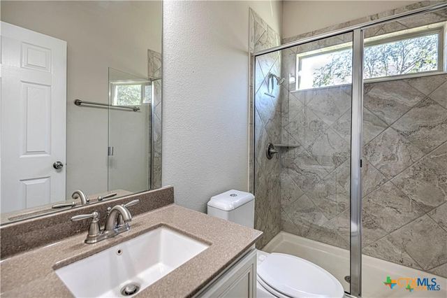 9207 Lake Pointe Drive, Temple, TX 76502