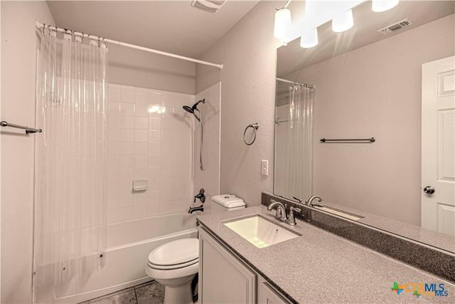 9207 Lake Pointe Drive, Temple, TX 76502