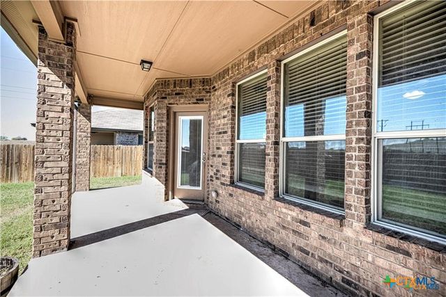9207 Lake Pointe Drive, Temple, TX 76502