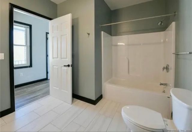 77 Whiting Street 2B, Plainville, CT 06062