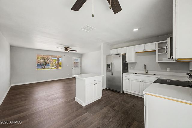 263 W HUNTER Street, Mesa, AZ 85201