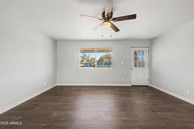 263 W HUNTER Street, Mesa, AZ 85201