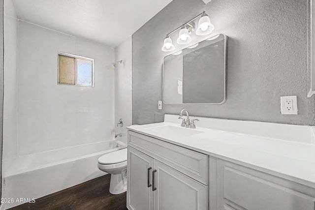 263 W HUNTER Street, Mesa, AZ 85201