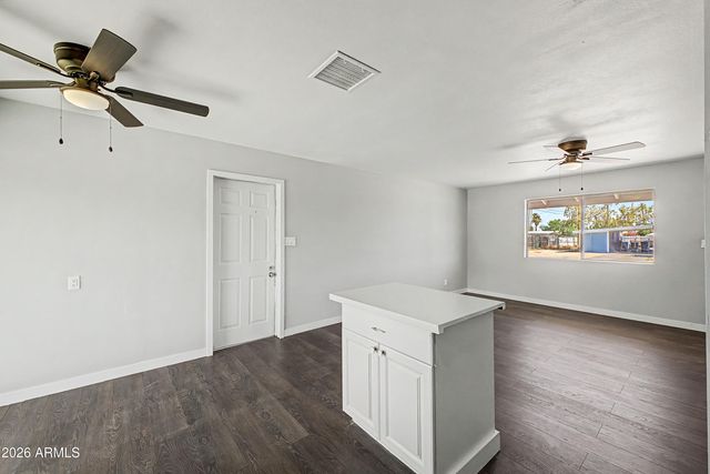 263 W HUNTER Street, Mesa, AZ 85201