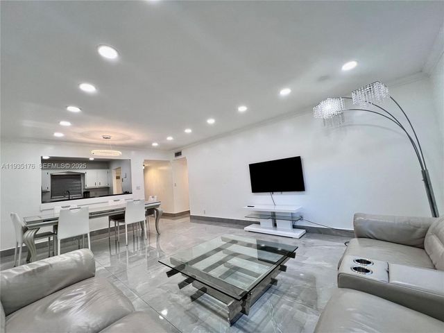 5140 SW 40th Ave 21C, Dania Beach, FL 33314