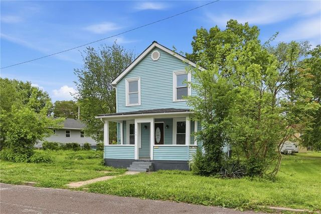 309 Kickapoo Street, Leavenworth, KS 66048