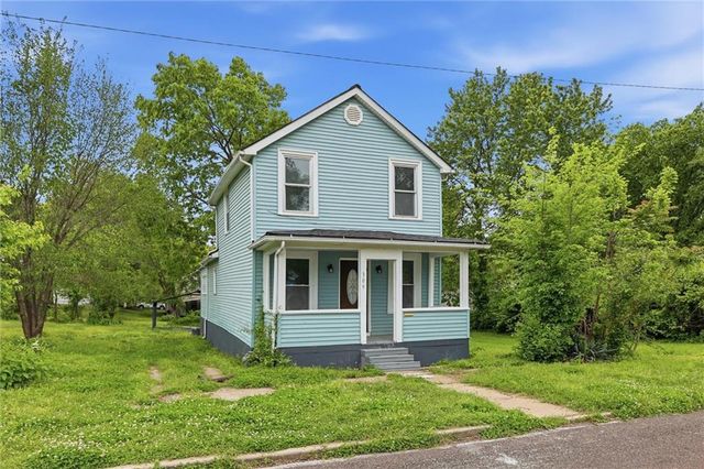 309 Kickapoo Street, Leavenworth, KS 66048