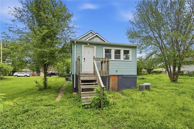 309 Kickapoo Street, Leavenworth, KS 66048