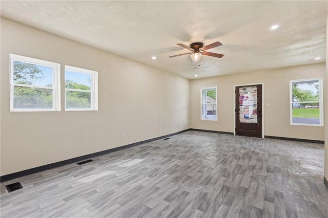 309 Kickapoo Street, Leavenworth, KS 66048