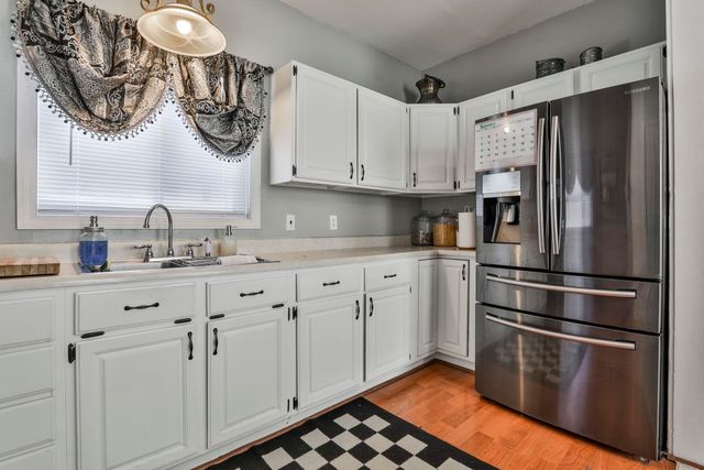 97 Dearborn Street, Manchester, NH 03103