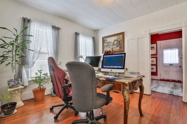 97 Dearborn Street, Manchester, NH 03103