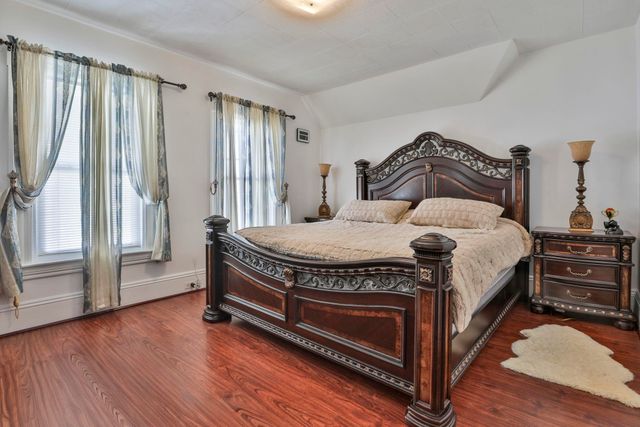 97 Dearborn Street, Manchester, NH 03103