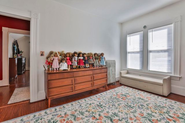 97 Dearborn Street, Manchester, NH 03103