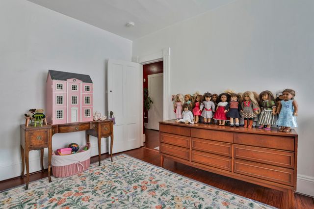 97 Dearborn Street, Manchester, NH 03103