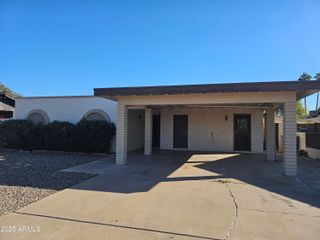 513 N APACHE Drive, Chandler, AZ 85224