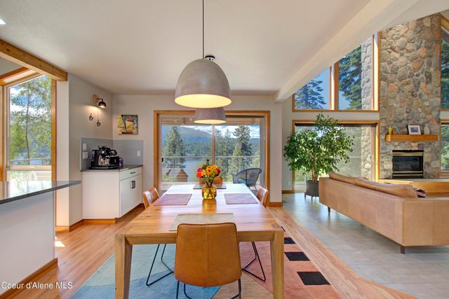 17718 E CAPE HORN RD, Bayview, ID 83803