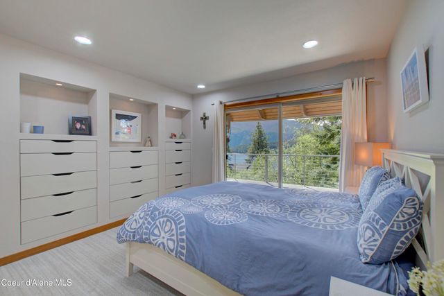 17718 E CAPE HORN RD, Bayview, ID 83803