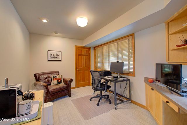 17718 E CAPE HORN RD, Bayview, ID 83803